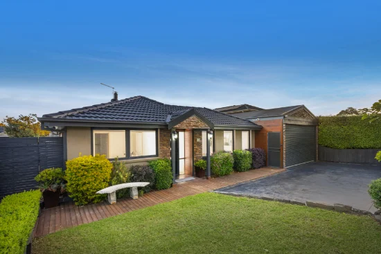 30 Tamboon Drive, Rowville, Vic 3178 - For Sale
