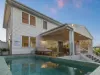 30 Tenth Avenue, Sandgate, Qld 4017