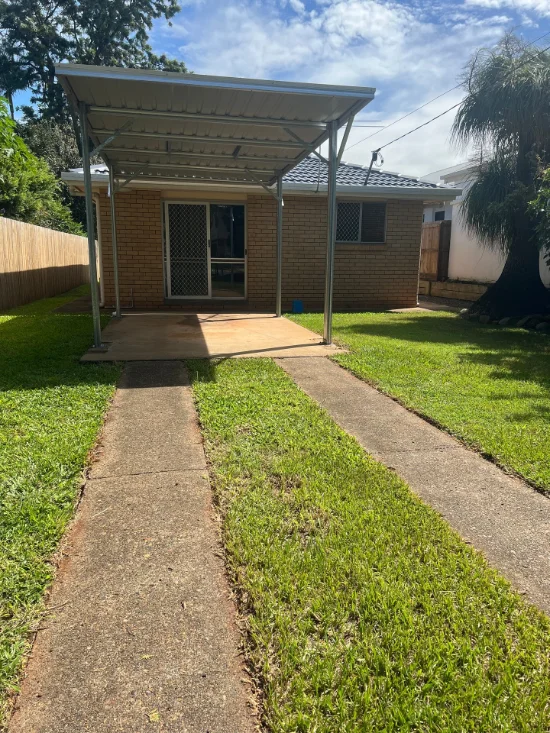 30 Thomas Street, Birkdale, Qld 4159 - For Rent