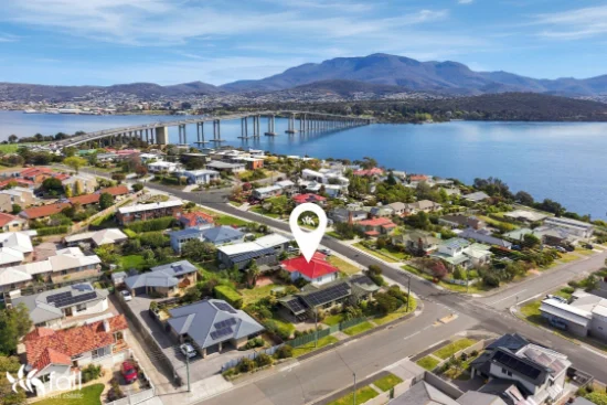 30 Topham Street, Rose Bay, Tas 7015