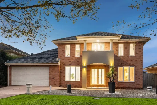 30 Vaucluse Boulevard, Sanctuary Lakes, Vic 3030