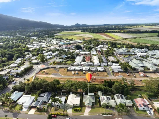 30 Village Terrace, Redlynch, Qld 4870