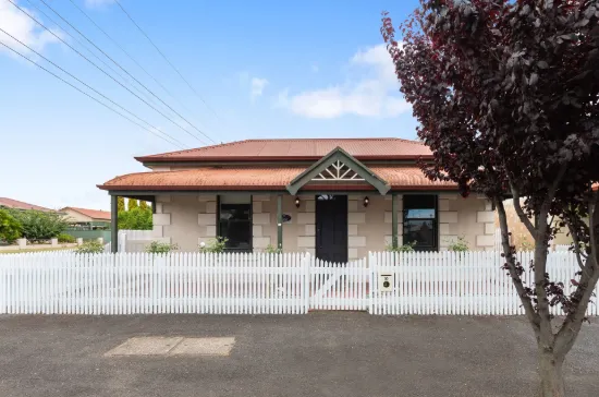 30 Wehl Street, Mount Gambier SA 5290-Image