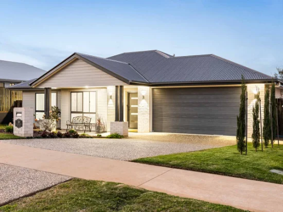 30 Wetherby Street, Highfields, Qld 4352
