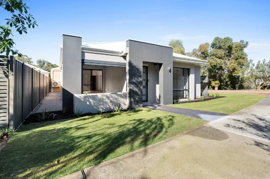 30 Whimbrel Cresent, Coodanup, WA 6210