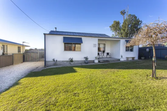 30 Whitby Street, Cowra, NSW 2794