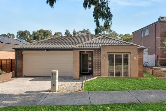 30 Yellowbox Crescent, Lyndhurst, Vic 3975