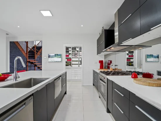 300 Beaudesert Nerang Road, Nerang, Qld 4211