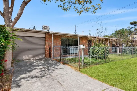 300 Eastbourne Road, Rosebud, Vic 3939