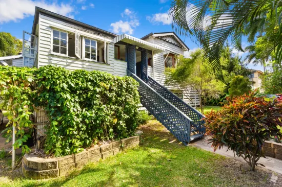 302 Upper Dawson Road, The Range, Qld 4700