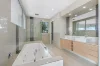 3021 The Boulevard, Benowa, Qld 4217-Image