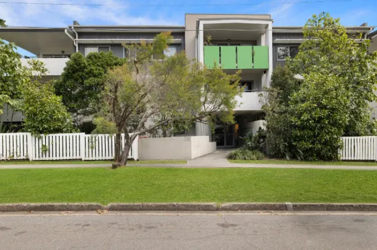 303/26 Macgroarty Street, Coopers Plains, Qld 4108