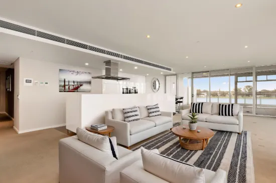 305/3 Marco Polo Drive, Mandurah, WA 6210-Image