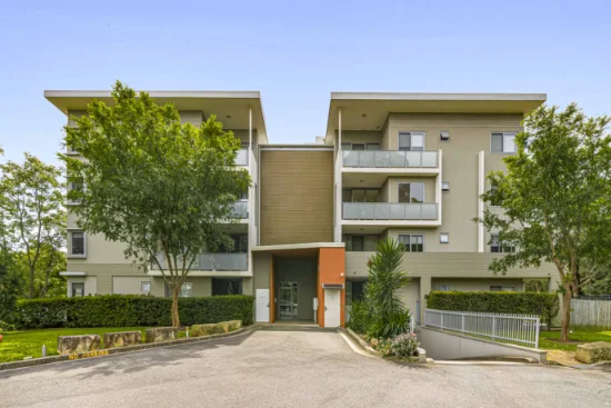 305D/2 Rowe Drive, Potts Hill, NSW 2143