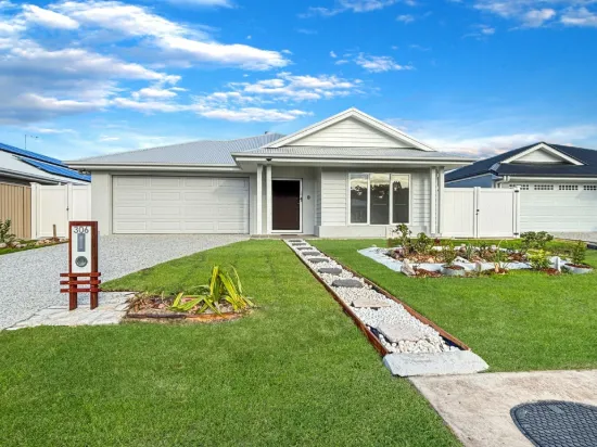 306 Freshwater Drive, Banksia Beach, Qld 4507
