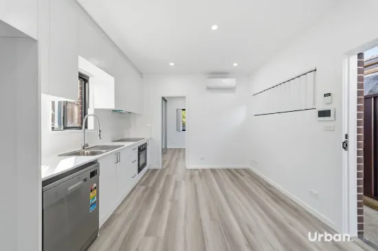 30B Carrington Circuit, Leumeah, NSW 2560