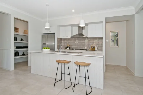31 Acacia Loop, Greenbank, Qld 4124