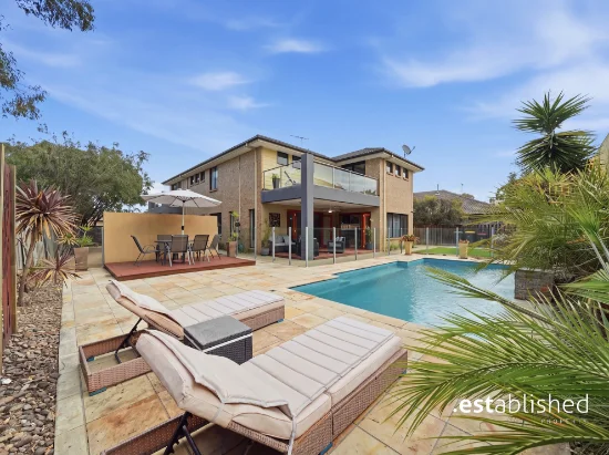 31 Bayside Drive, Sanctuary Lakes, Vic 3030