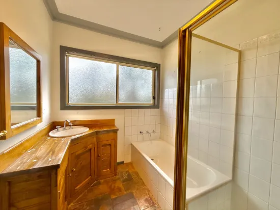 31 Byrne Close, Young, NSW 2594-Image