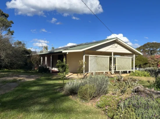 31 Caalong Street, Robertson, NSW 2577
