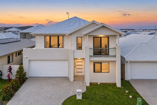 31 Carnarvon Crescent, Banya, Qld 4551