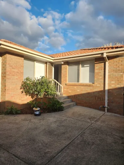 31 CEDAR STREET, Thomastown, Vic 3074