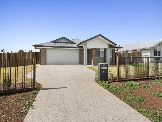 31 Colbar Street, Pittsworth, Qld 4356