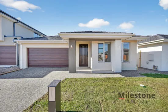 31 Craigend Street, Clyde North, Vic 3978