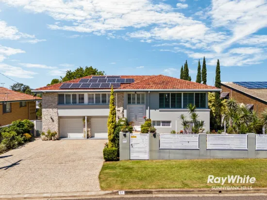 31 Cresthaven Drive, Mansfield, Qld 4122