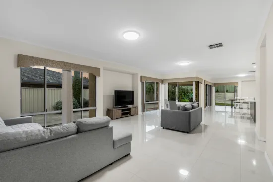 31 Draycott Loop, Canning Vale, WA 6155-Image