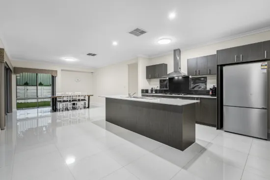 31 Draycott Loop, Canning Vale, WA 6155-Image