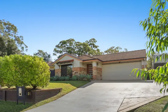 31 Enderbury Crescent, Pacific Pines, Qld 4211