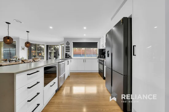 31 Grant Avenue, Werribee, Vic 3030-Image