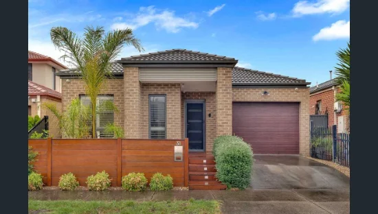 31 Groveton Street, Craigieburn, Vic 3064 - For Rent