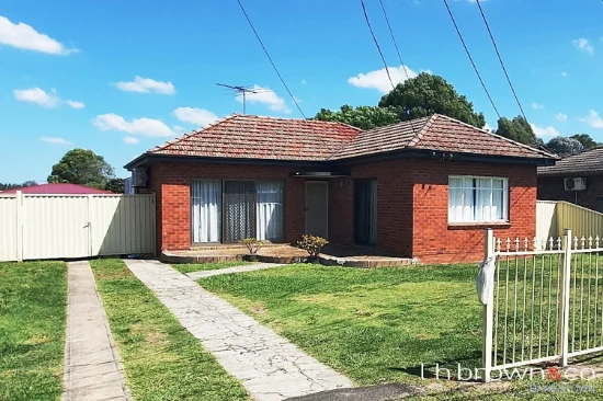 31 Haig Avenue, Georges Hall, NSW 2198