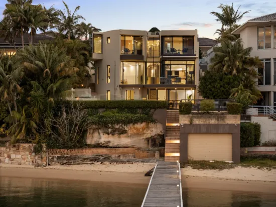 31 Holt Road, Taren Point, NSW 2229