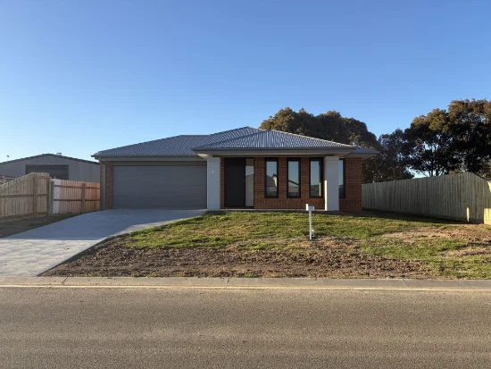 31 Hudson Crescent, Lucknow, Vic 3875
