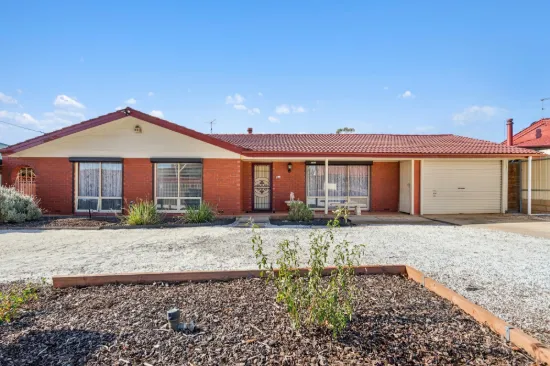 31 Krieg Road, Evanston Park, SA 5116