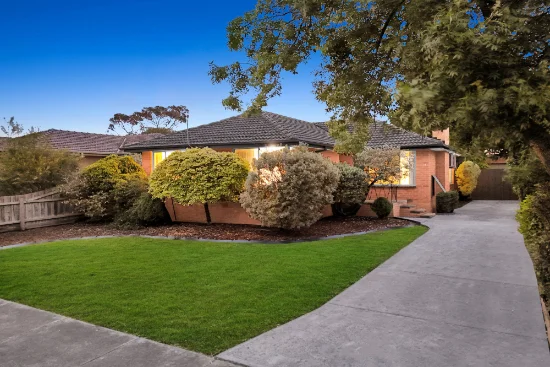 31 LURLINE Street, Cranbourne, Vic 3977 - For Sale