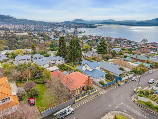 31 Mawhera Avenue, Sandy Bay, Tas 7005