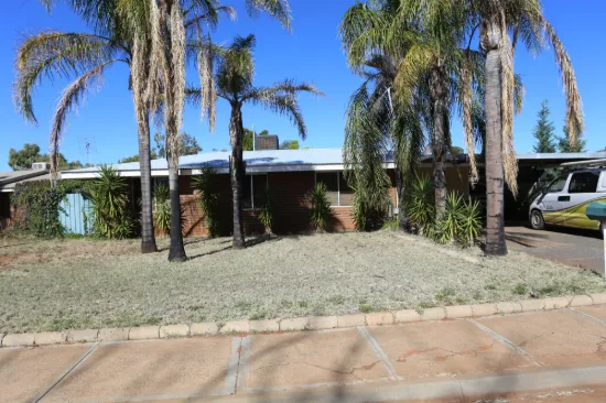 31 Needlewood St, Kambalda West, WA 6442