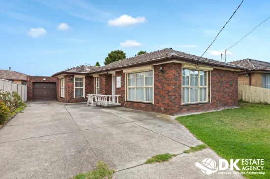 31 Novara Parade, St Albans, Vic 3021