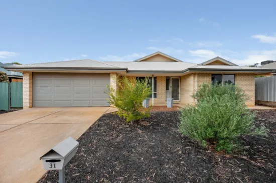31 Paddington Drive, Hannans, WA 6430