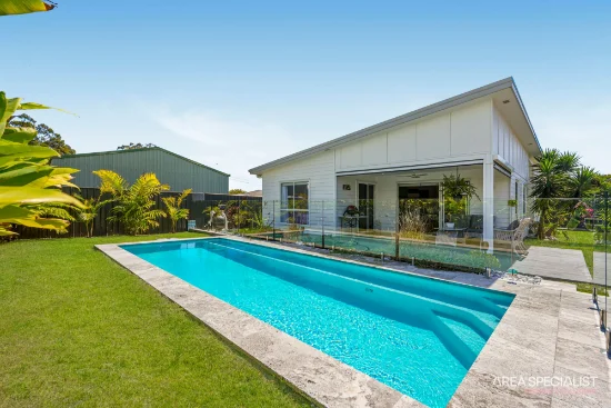 31 Pelican Parade, Jacobs Well, Qld 4208