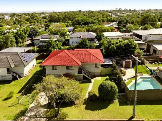 31 Pownall Crescent, Margate, Qld 4019