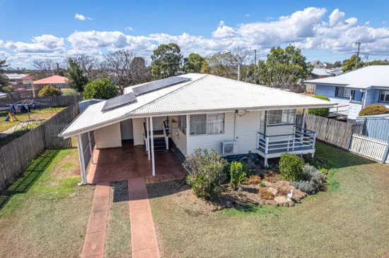 31 Proposch Street, Oakey, Qld 4401