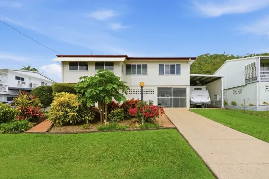 31 Rundle Street, Mount Louisa, Qld 4814