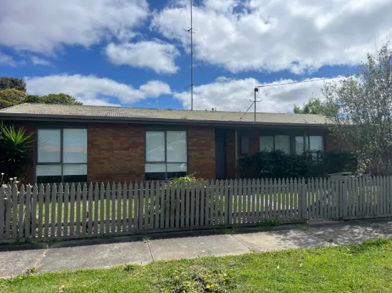 31 Stodart Street, Colac VIC 3250-Image