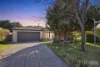 31 Stringybark Drive, Jerrabomberra, NSW 2619