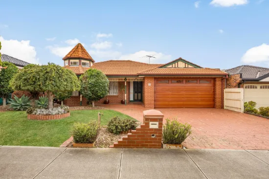 31 Wakelin Crescent, Taylors Lakes, Vic 3038